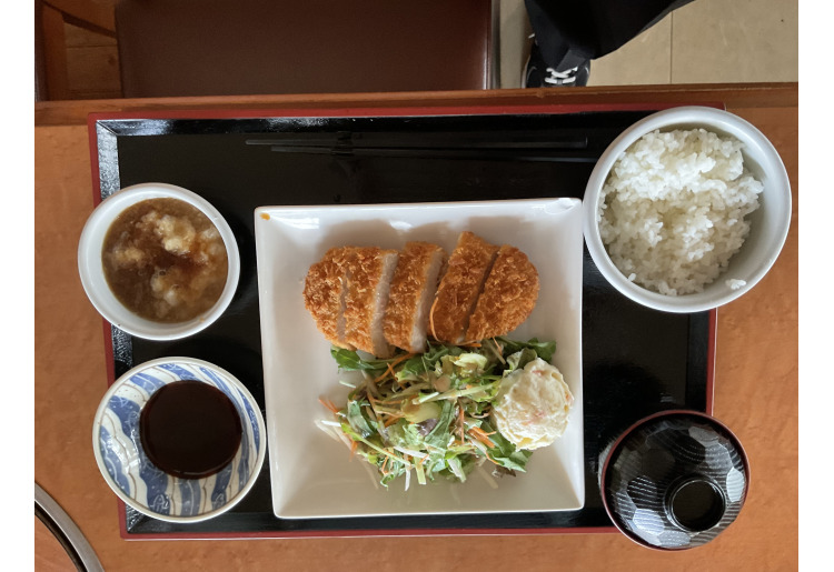 とんかつランチ（月〜土曜日まで）