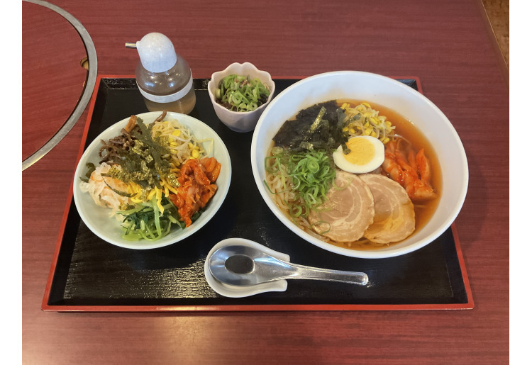 冷麺ランチ(月〜土曜日)