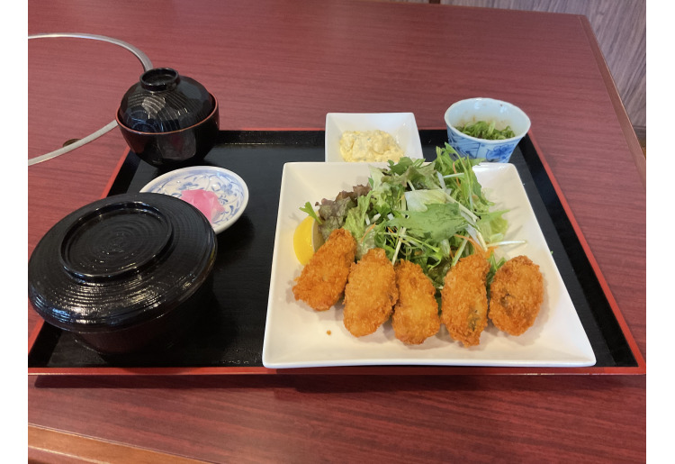 カキフライランチ(期間限定11月〜3月)(月〜土曜日)