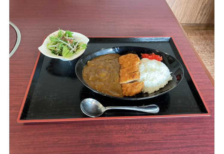 カツカレーランチ(月〜土曜日まで)