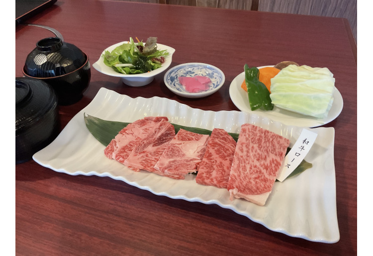 和牛ロースあみ焼きランチ(月〜土曜日)